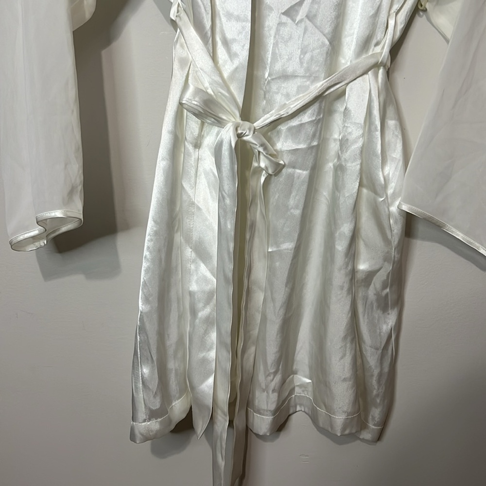 Dentelle Robe - Picture 5 of 8